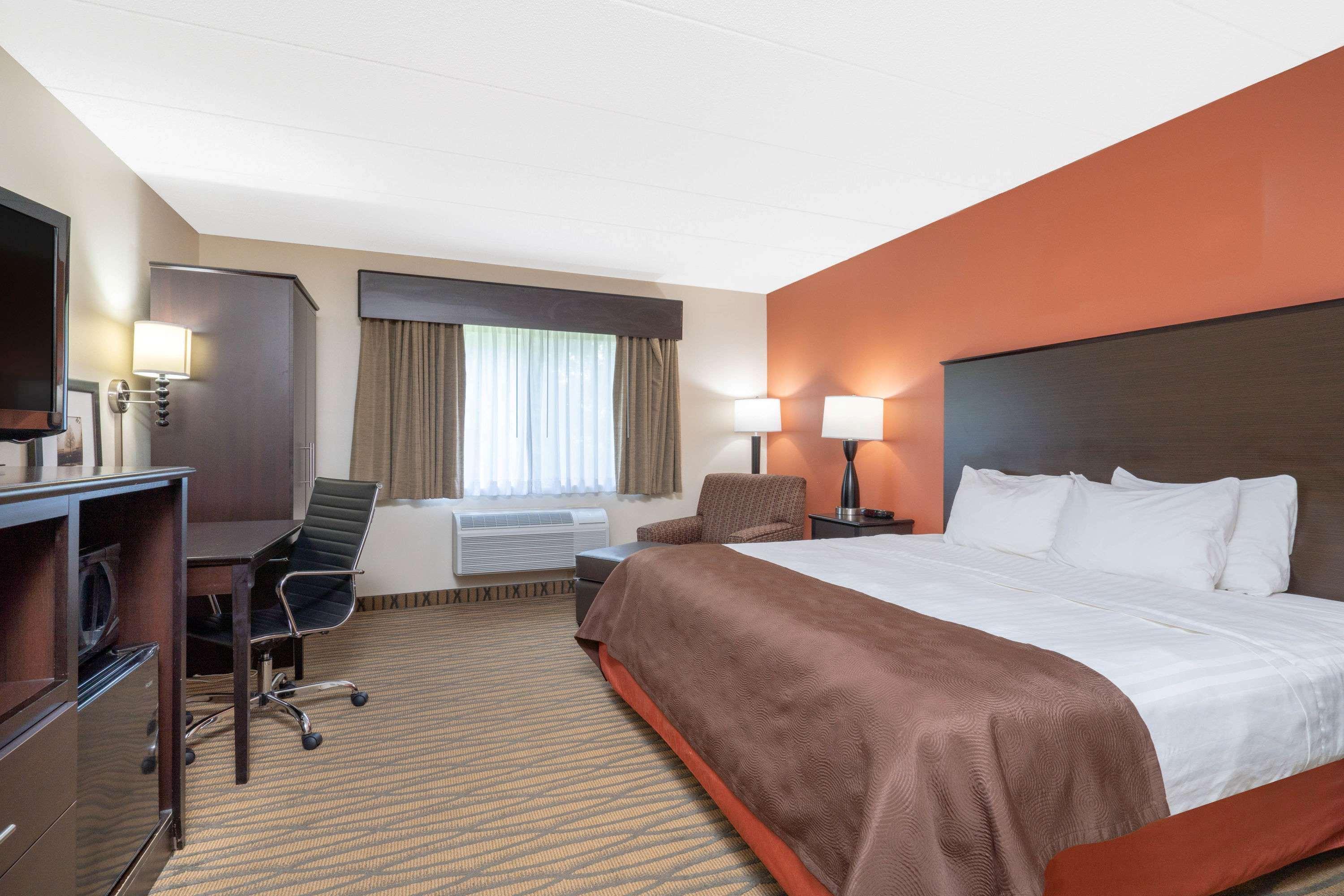 Americinn By Wyndham Rogers Exterior foto