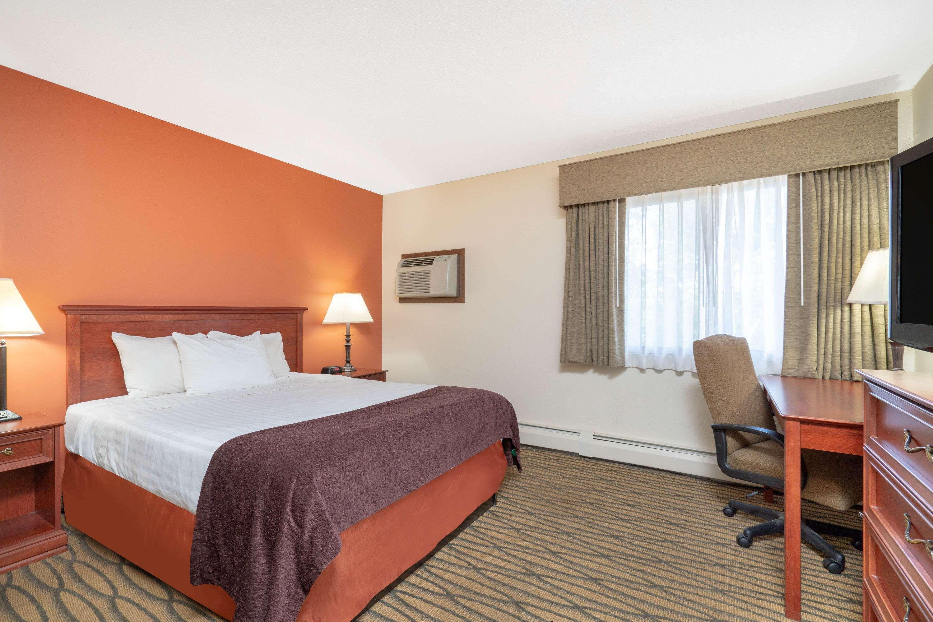 Americinn By Wyndham Rogers Exterior foto